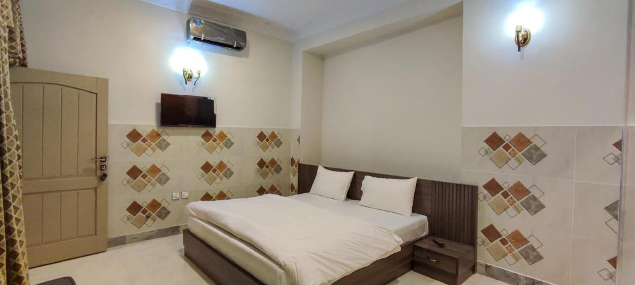 Swat Guest House Mingora 外观 照片